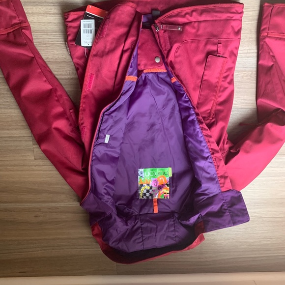 Women’s Burton snowboard jacket size S - Picture 4 of 5